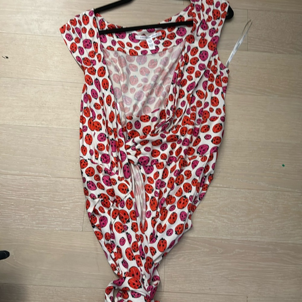 Diane vonfurstenberg wrap dress
